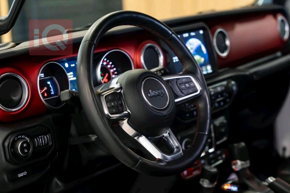 جيب جلاديتور